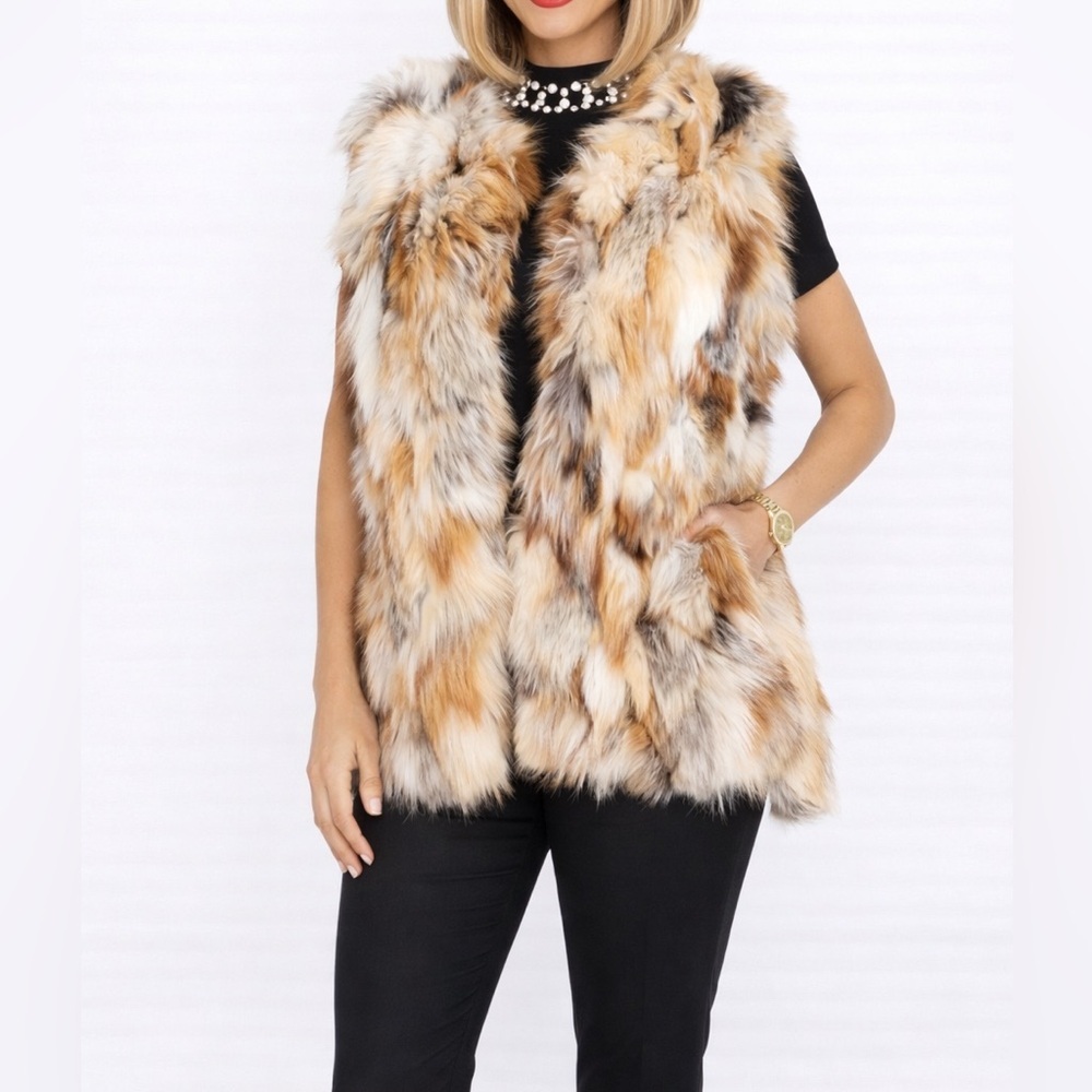 Romeo & Juliet Couture Faux Fur Vest Soft Neutral Sleeveless Cozy Chic